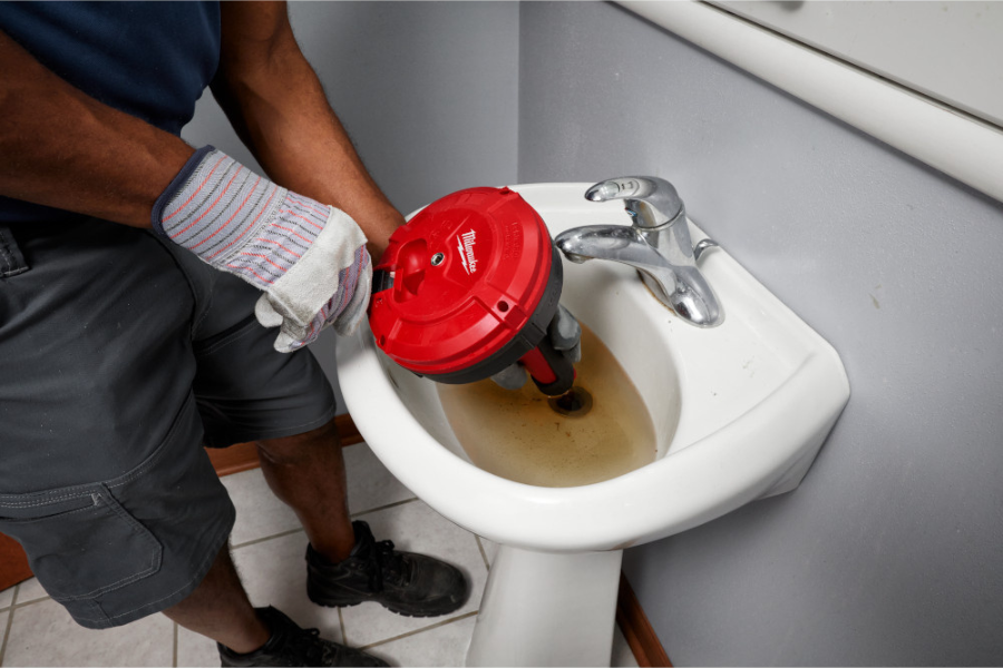 TOP 5 outils de plomberie essentiels Milwaukee
